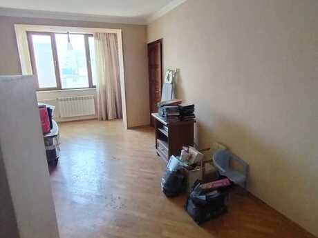 3 otaqlı köhnə tikili - Əhmədli m. - 60 m²