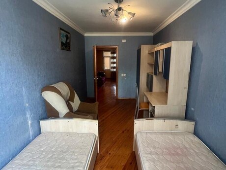 4 otaqlı köhnə tikili - Nəriman Nərimanov m. - 90 m²
