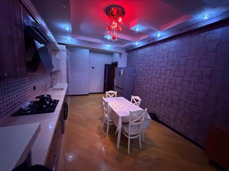 3 otaqlı yeni tikili - Nəriman Nərimanov m. - 127 m²