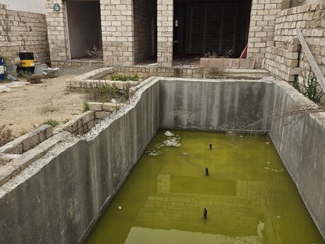 4 otaqlı həyət evi/bağ evi - Şüvəlan q. - 150 m²
