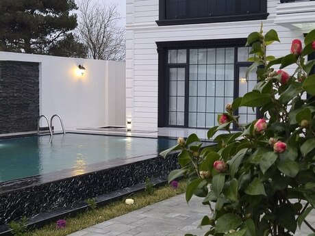 7 otaqlı həyət evi/bağ evi - Bilgəh q. - 450 m²
