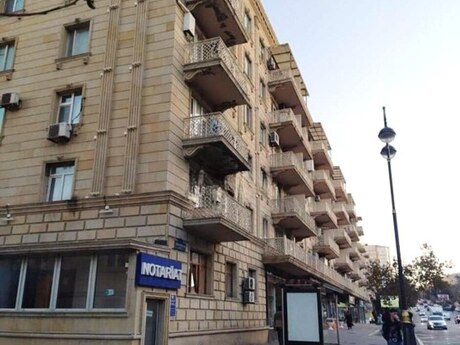 3 otaqlı köhnə tikili - Nizami m. - 70 m²