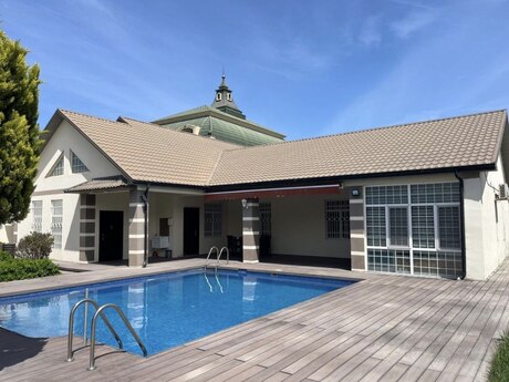 4 otaqlı həyət evi/bağ evi - Şimal DRES q. - 135 m²