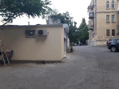 Obyekt - Elmlər Akademiyası m. - 32 m²