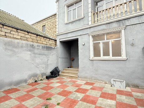 4 otaqlı həyət evi/bağ evi - Xırdalan - 120 m²