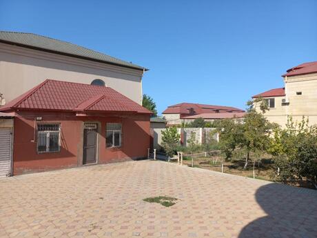 4 otaqlı həyət evi/bağ evi - Görədil q. - 210 m²