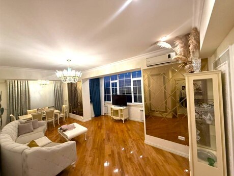 4 otaqlı yeni tikili - Badamdar q. - 170 m²
