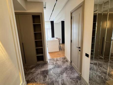 3 otaqlı yeni tikili - Şah İsmayıl Xətai m. - 136.6 m²