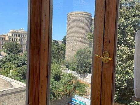 2 otaqlı köhnə tikili - İçəri Şəhər m. - 50 m²