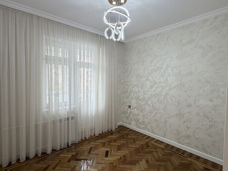 3 otaqlı köhnə tikili - Həzi Aslanov m. - 72 m²
