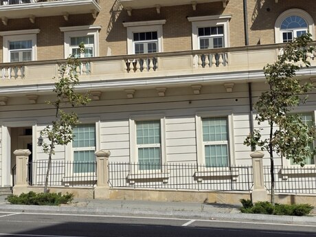3 otaqlı ofis - Ağ şəhər q. - 106 m²