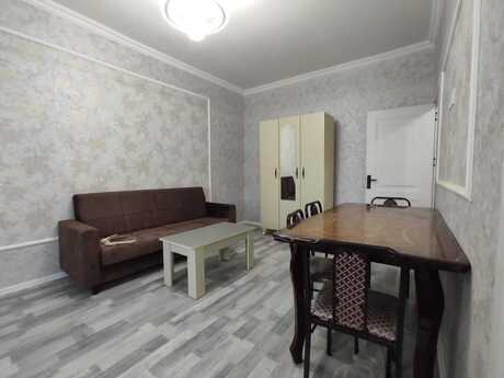 2 otaqlı köhnə tikili - Memar Əcəmi m. - 45 m²