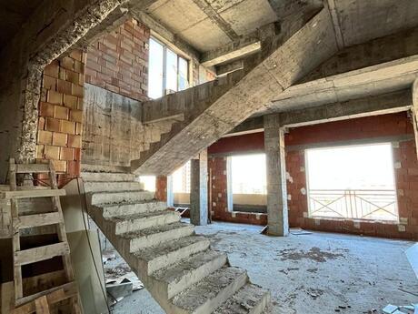 10 otaqlı mənzil, 1 000 m², Şah İsmayıl Xətai: 1 300 000 ₼ 5