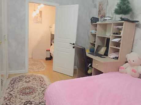 2 otaqlı köhnə tikili - Suraxanı r. - 65 m²