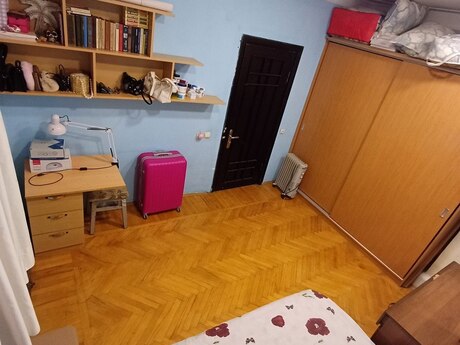 3 otaqlı köhnə tikili - Nəriman Nərimanov m. - 70 m²
