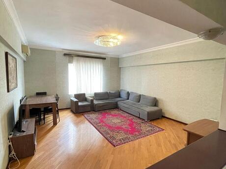 3 otaqlı yeni tikili - Nəsimi r. - 130 m²