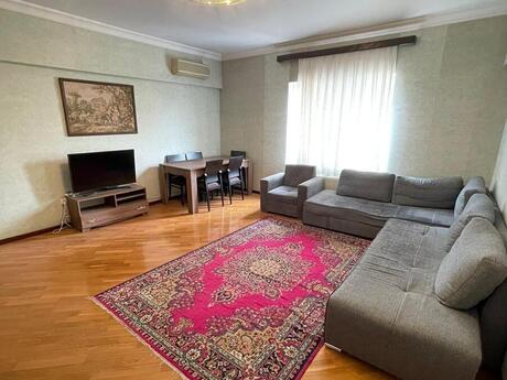 3 otaqlı yeni tikili - Nəsimi r. - 130 m²