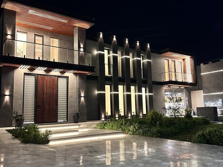 6 otaqlı həyət evi/bağ evi - Sea Breeze q. - 300 m²
