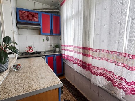 3 otaqlı köhnə tikili - Nəsimi m. - 60 m²