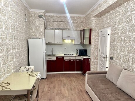 2 otaqlı yeni tikili - Yeni Günəşli q. - 50 m²