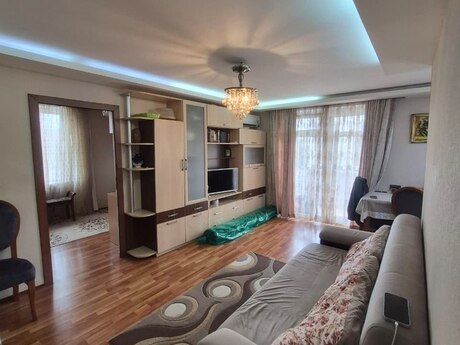 2 otaqlı köhnə tikili - Neftçilər m. - 48 m²