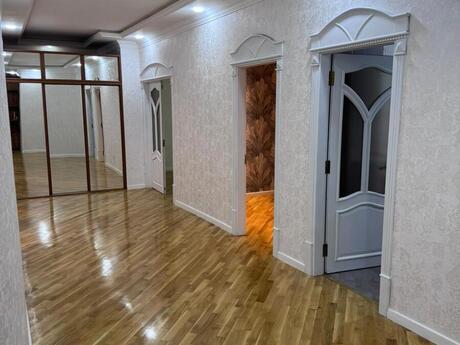 4 otaqlı yeni tikili - İnşaatçılar m. - 160 m²