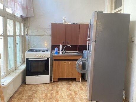 2 otaqlı köhnə tikili - İçəri Şəhər m. - 75 m²
