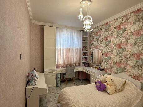 4 otaqlı yeni tikili - Xırdalan - 131 m²