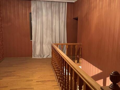 5 otaqlı həyət evi/bağ evi - Biləcəri q. - 300 m²