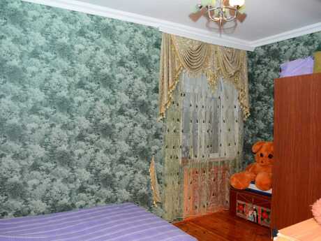 6 otaqlı həyət evi/bağ evi - Qaraçuxur q. - 200 m²
