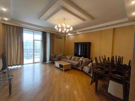 3 otaqlı yeni tikili - 28 May m. - 171 m²