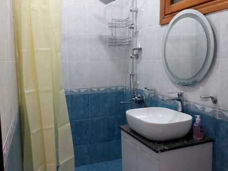 2 otaqlı köhnə tikili - Azadlıq Prospekti m. - 65 m²