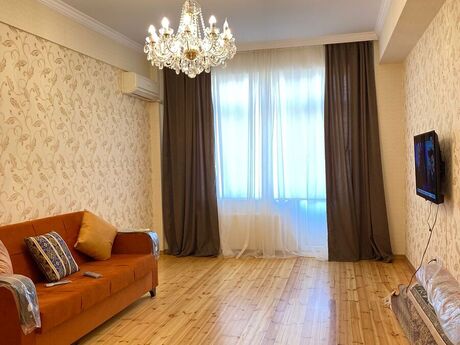 2 otaqlı yeni tikili - 8 Noyabr m. - 70 m²