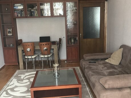 2 otaqlı köhnə tikili - İçəri Şəhər m. - 60 m²