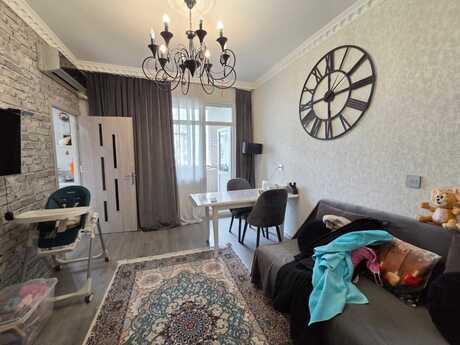 2 otaqlı köhnə tikili - Memar Əcəmi m. - 60 m²