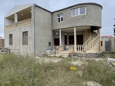 6 otaqlı həyət evi/bağ evi - Hövsan q. - 200 m²