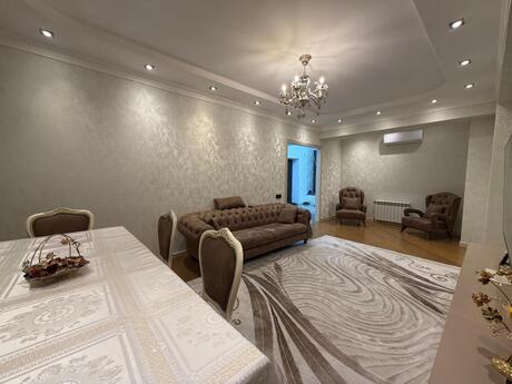 4 otaqlı yeni tikili - Həzi Aslanov m. - 140 m²