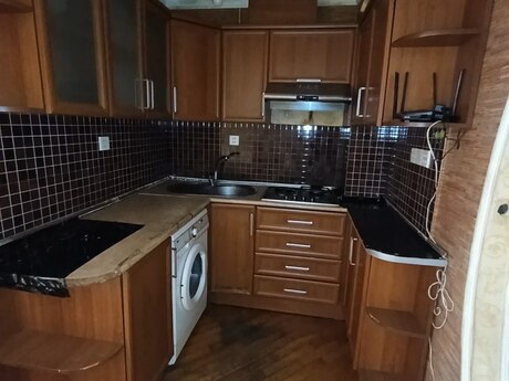 2 otaqlı köhnə tikili - Xətai r. - 55 m²