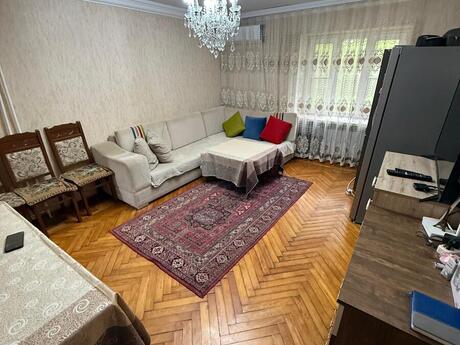 3 otaqlı köhnə tikili - Qara Qarayev m. - 65 m²