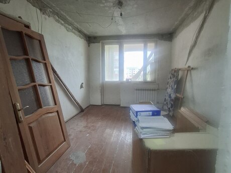 2 otaqlı köhnə tikili - Həzi Aslanov q. - 60 m²