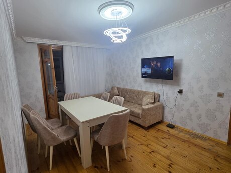 2 otaqlı köhnə tikili - İnşaatçılar m. - 65 m²