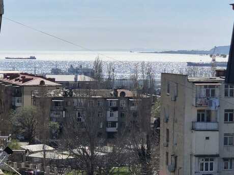 2 otaqlı köhnə tikili - Həzi Aslanov m. - 61 m²