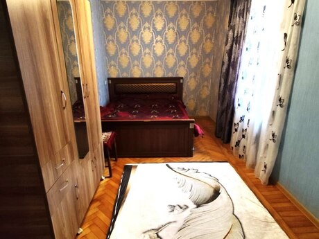 2 otaqlı köhnə tikili - Neftçilər m. - 65 m²