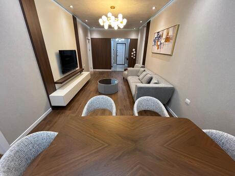 3 otaqlı yeni tikili - 8 Noyabr m. - 110 m²