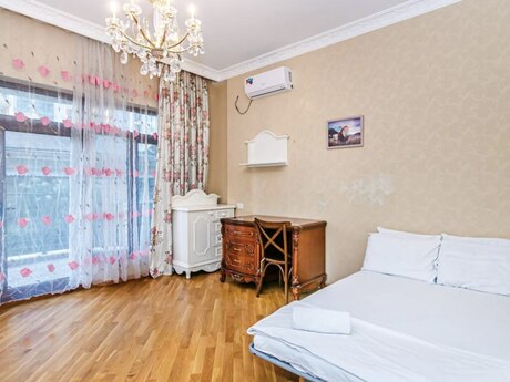 3 otaqlı yeni tikili - İçəri Şəhər m. - 160 m²
