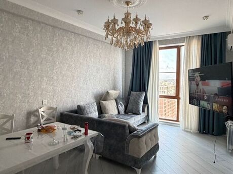 3 otaqlı yeni tikili - Bakıxanov q. - 120 m²