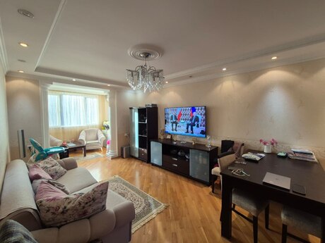 3 otaqlı köhnə tikili - Yasamal r. - 80 m²