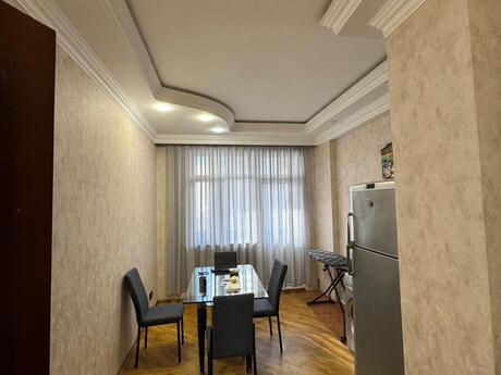 3 otaqlı yeni tikili - Nəsimi r. - 150 m²
