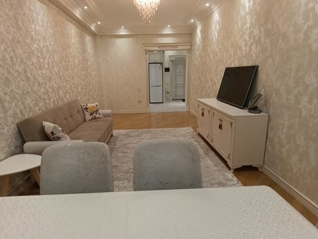 2 otaqlı yeni tikili - Azadlıq Prospekti m. - 65 m²