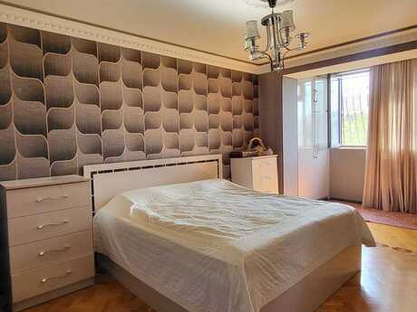 3 otaqlı köhnə tikili - İnşaatçılar m. - 115 m²